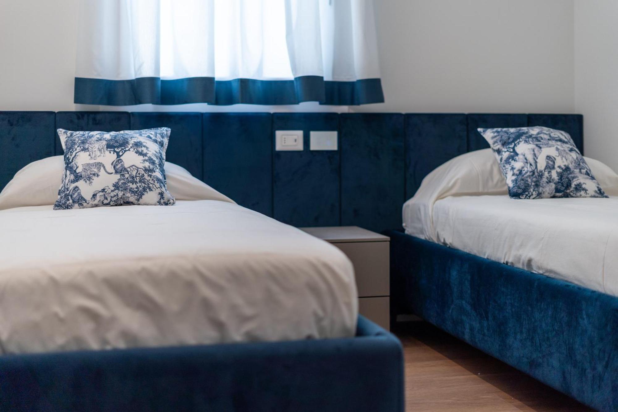 Villa Silvia Apartments San Felice del Benaco Extérieur photo