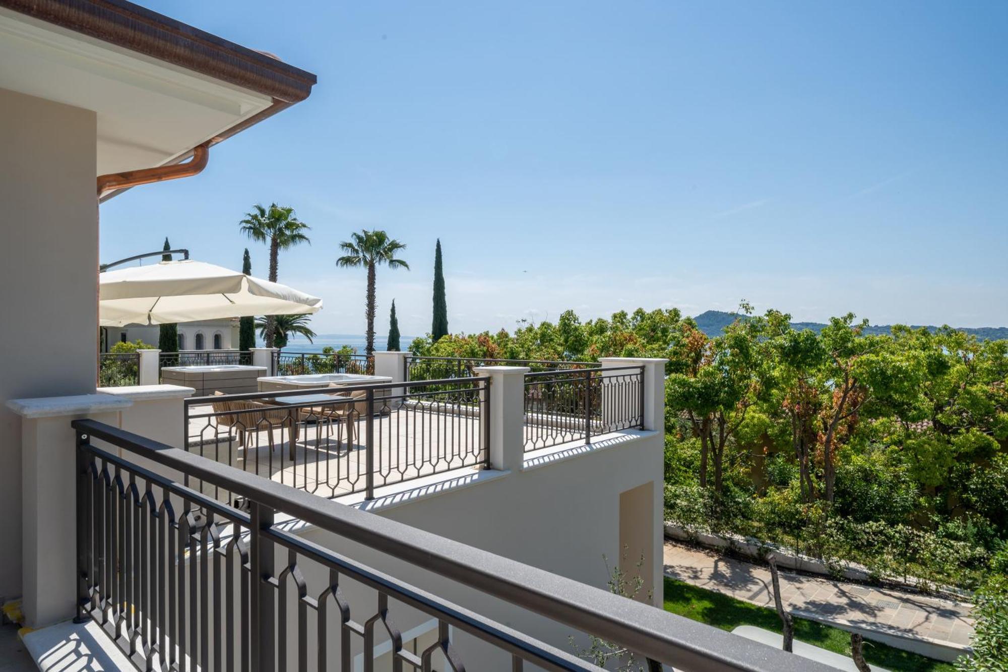 Villa Silvia Apartments San Felice del Benaco Extérieur photo