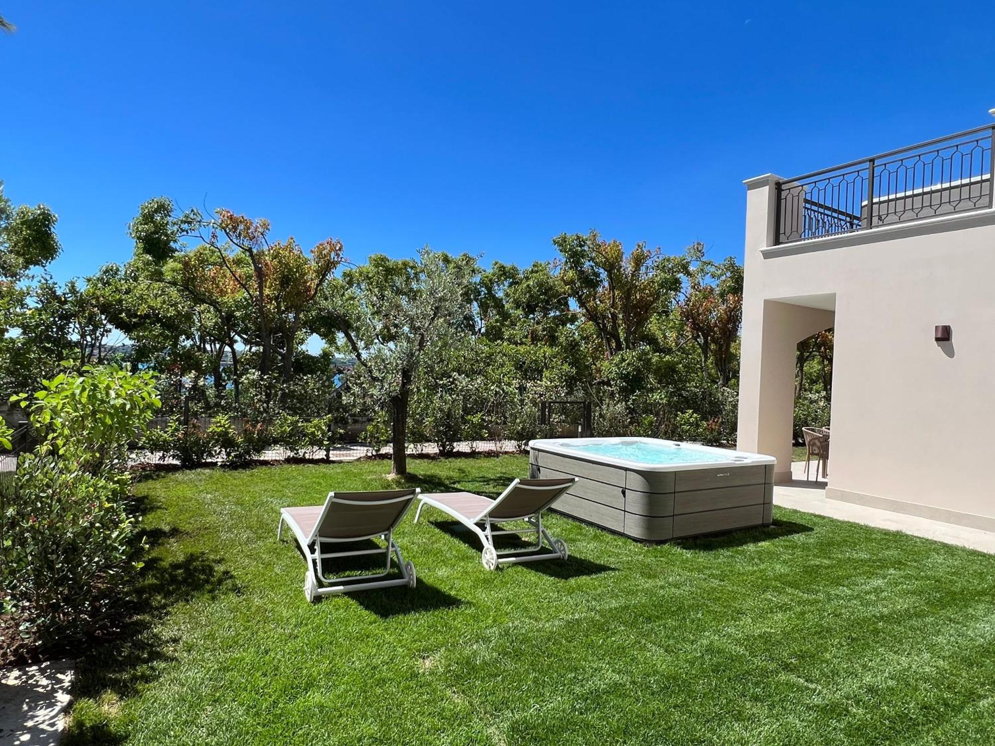 Villa Silvia Apartments San Felice del Benaco Extérieur photo