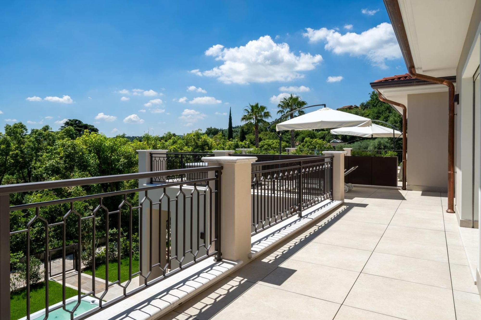 Villa Silvia Apartments San Felice del Benaco Extérieur photo