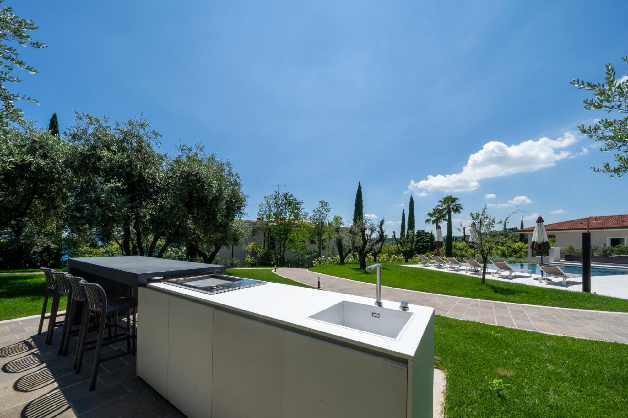 Villa Silvia Apartments San Felice del Benaco Extérieur photo
