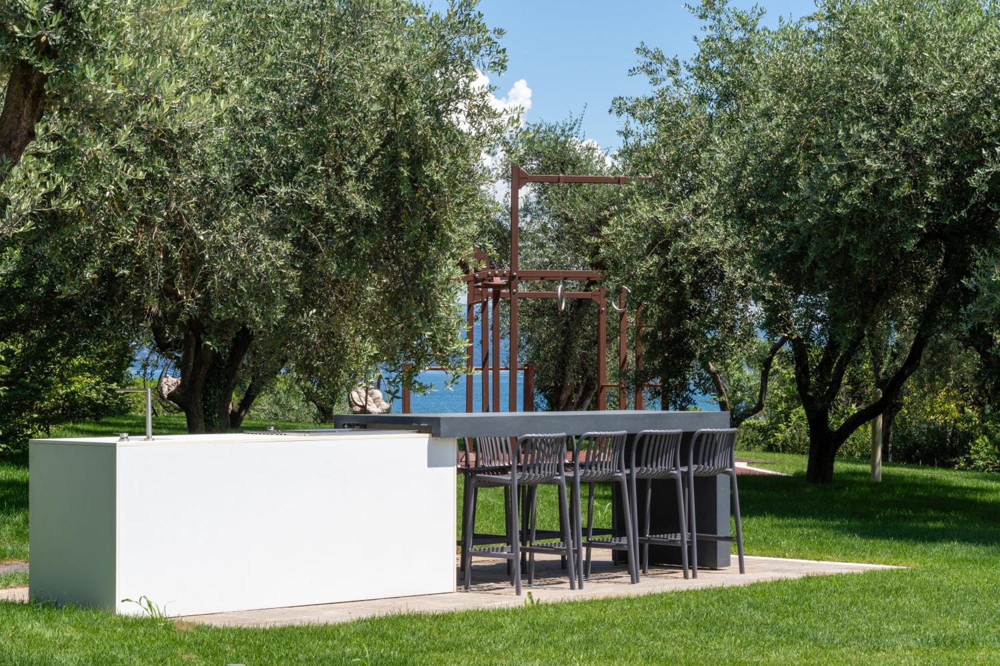 Villa Silvia Apartments San Felice del Benaco Extérieur photo