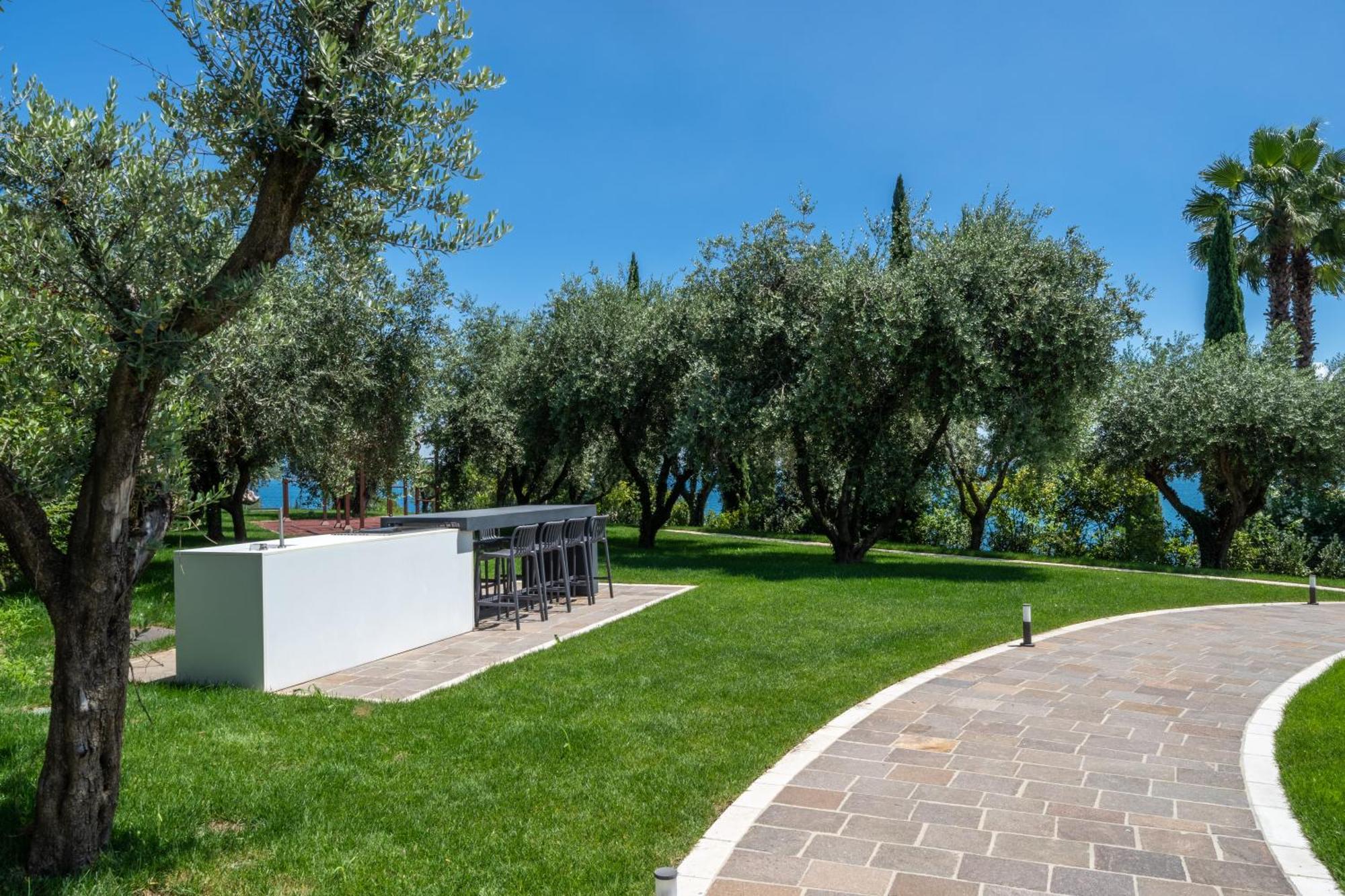 Villa Silvia Apartments San Felice del Benaco Extérieur photo
